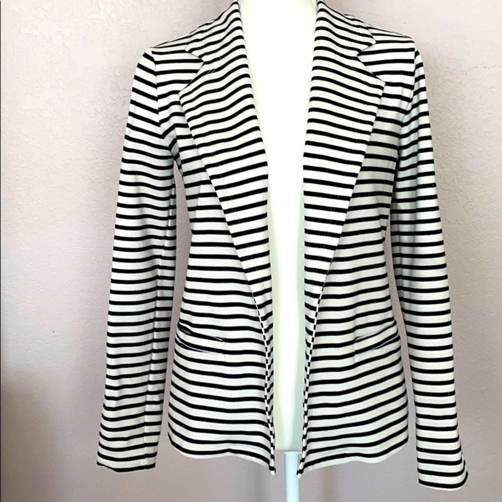 Forever 21 Striped Black and White Blazer